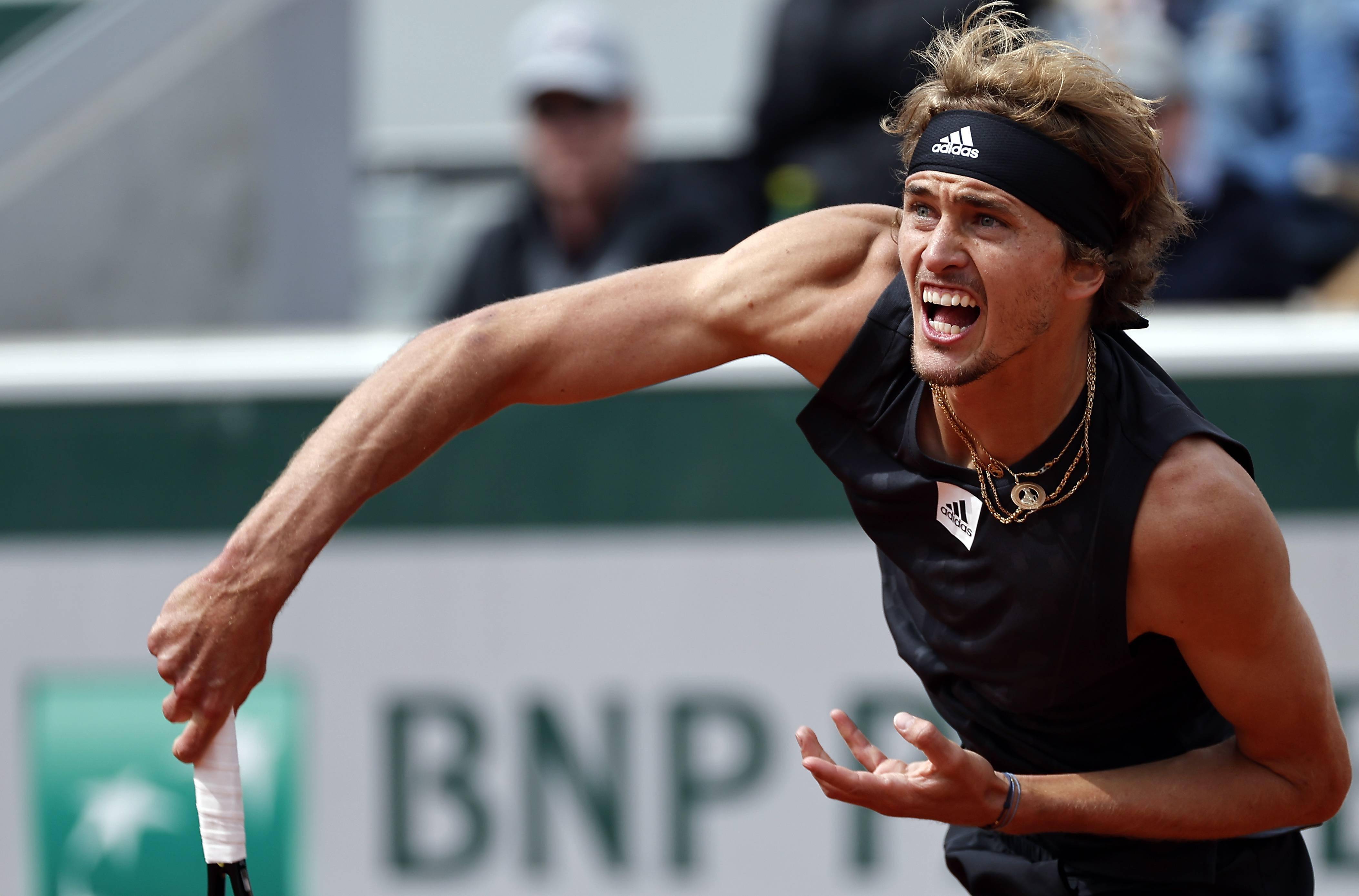 包含法国网球队碾压欧洲网球队，兹维列夫爆发神勇的词条