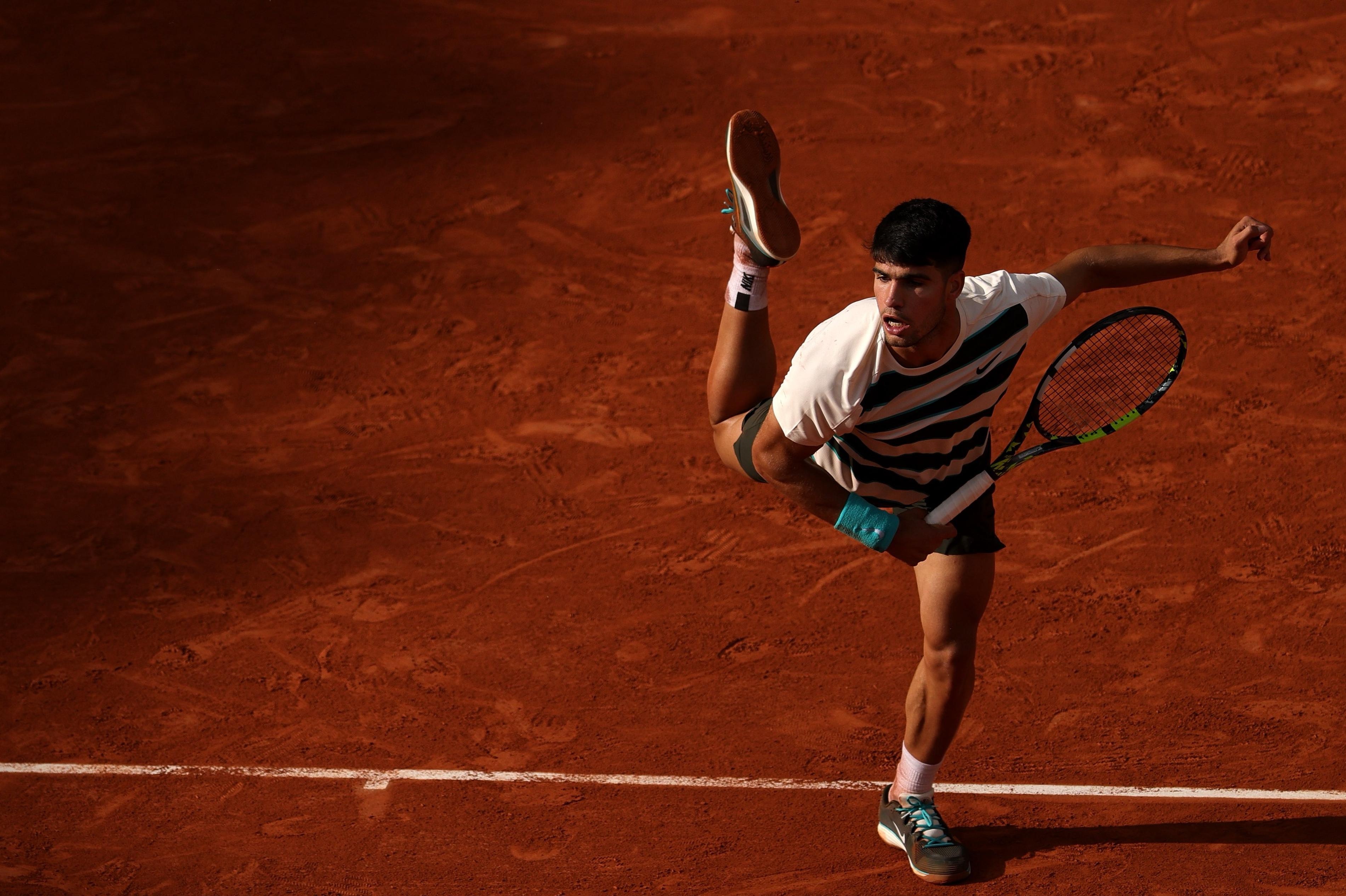 澳大利亚网球队逆转世界网球队，阿尔卡拉斯制霸全场