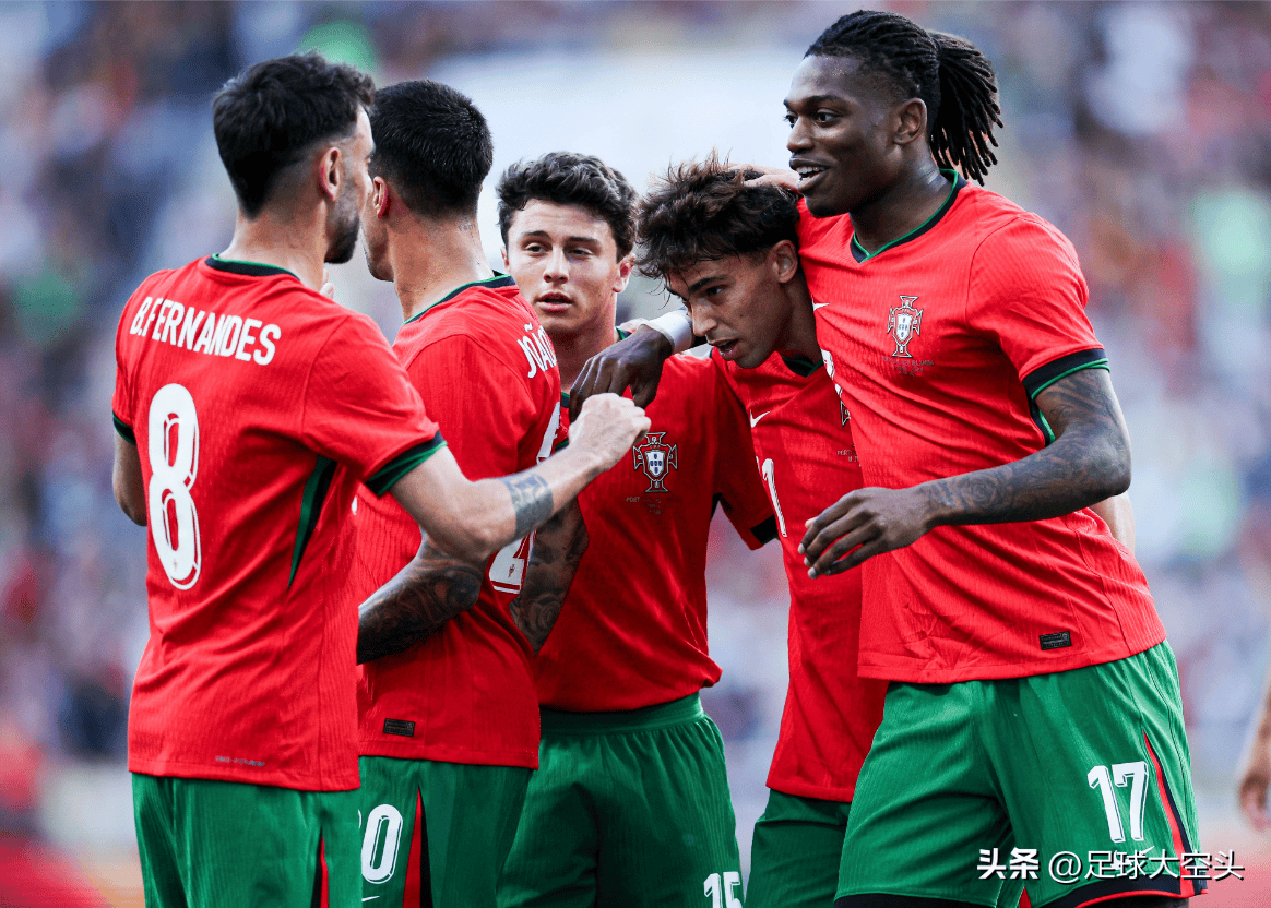 关于捷克队欧洲杯形势紧迫，决心全力以赴的信息