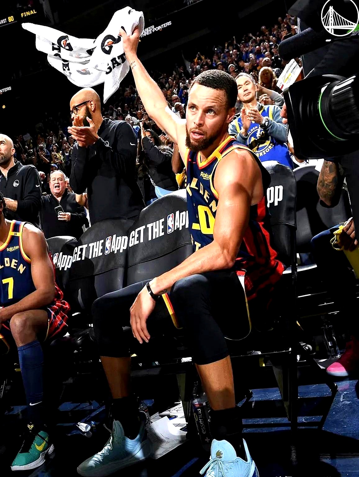 包含勇士战胜篮网，库里状态飙升的词条